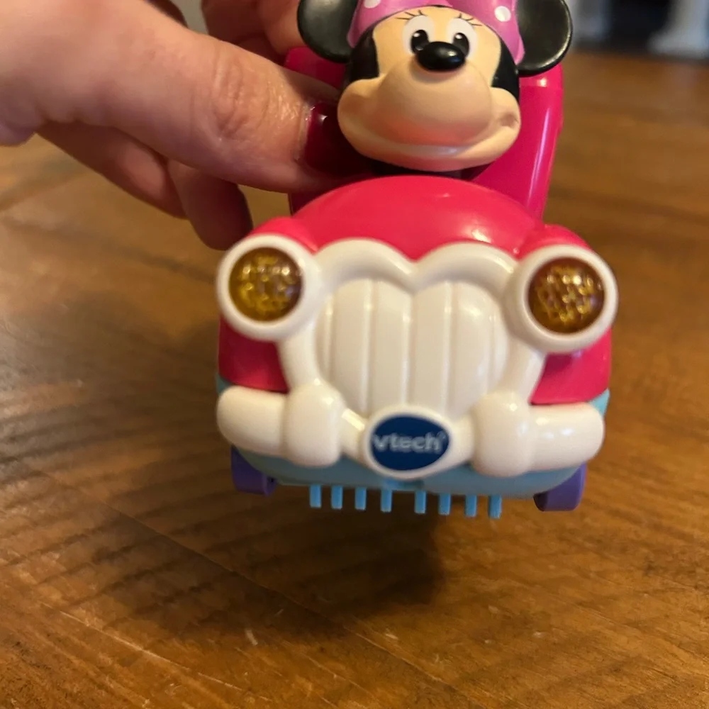 Disney Vtech GoGo Smart Wheels Minnie Mouse Talking Ice Cream Truck as is. Works